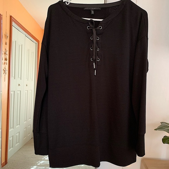 WHBM White House Black Market Lace Up Butter Lucca Long Sleeve Top Size Small - Picture 2 of 3